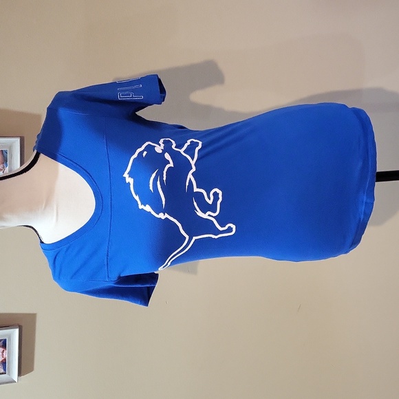 PINK Victoria's Secret Tops - Victoria's Secret PINK Detroit Lions Shirt